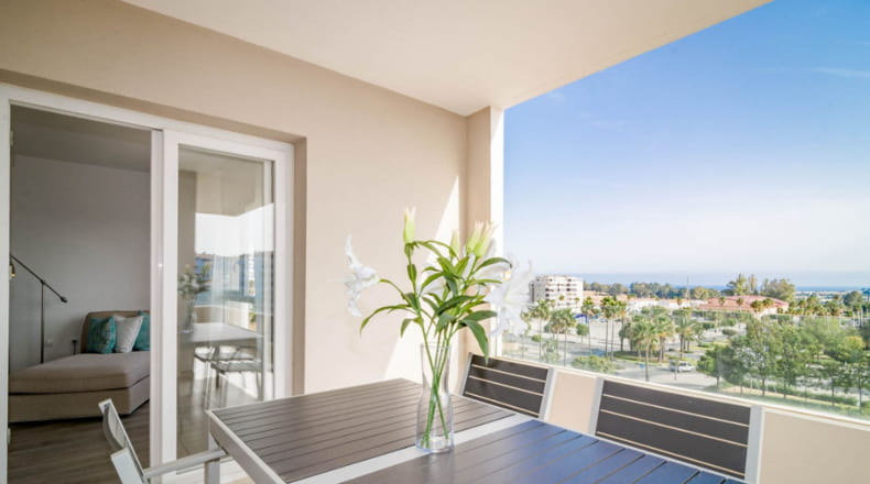 Apartamento planta media con vistas al mar